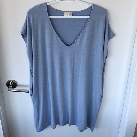 Aritzia Wilfred Free T-Shirt Dress - Picture 1 of 5